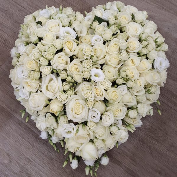 Coeur fleurs blanc Marie Pétale Lyon